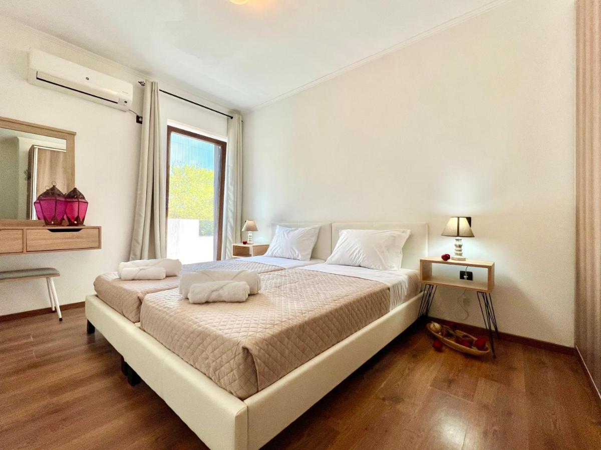 Verano With Private Pool By Dadovillas